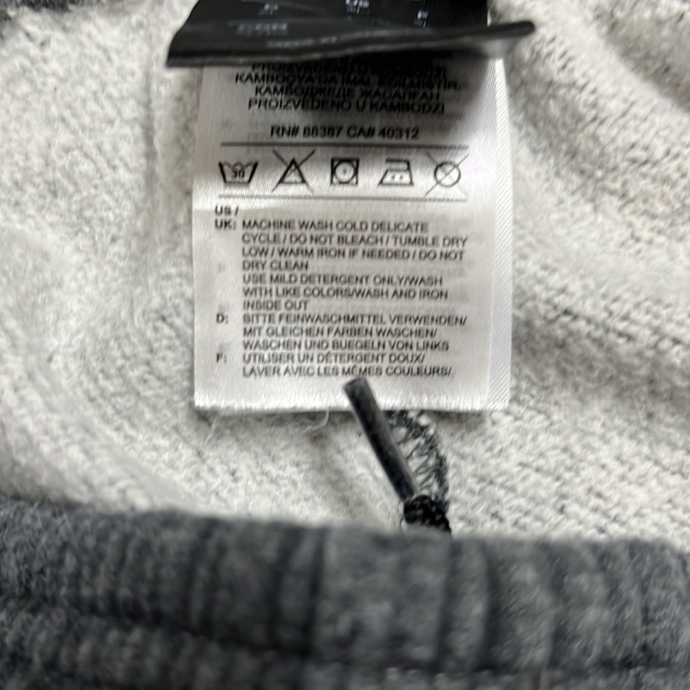 ADIDAS jogging pants - Picture 4 of 4